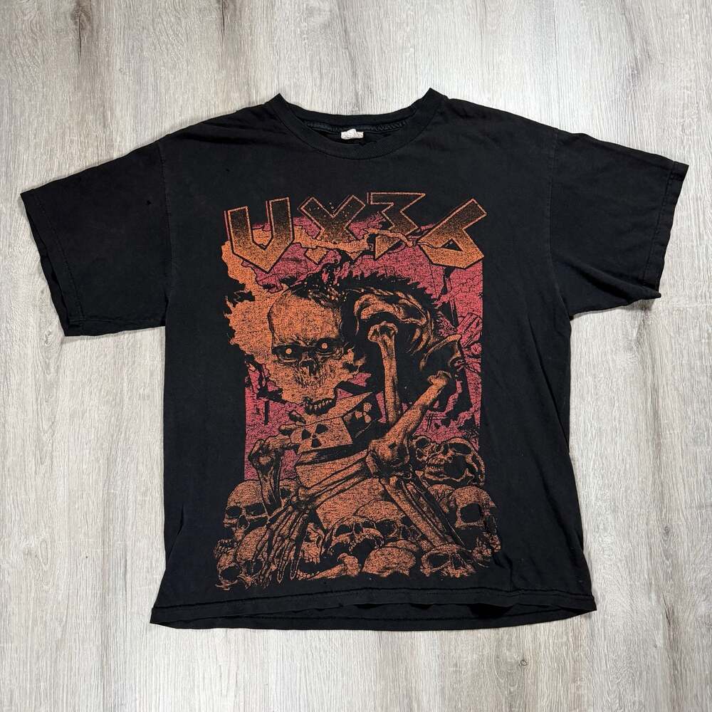 Mens Vintage UY36 Thrash Metal Skull Graphic T-Shirt Large Band Punk